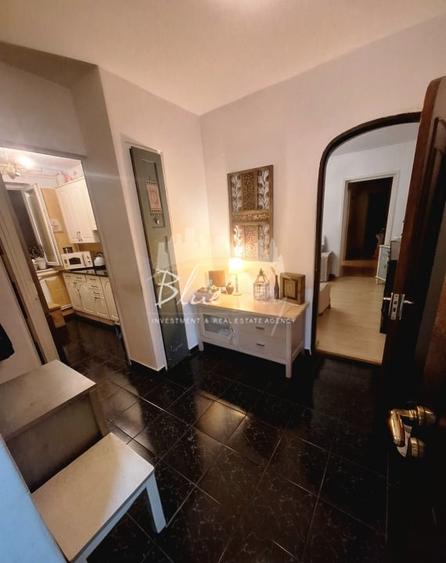 Apartament cu 4 camere semidecomandat în Tomis III