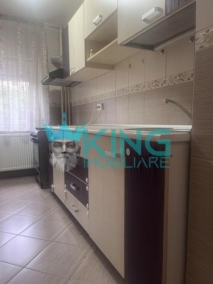 Apartament cu 3 camere decomandat în Obor