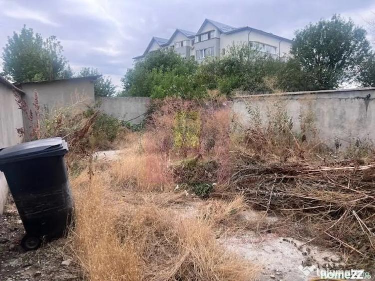 Casă cu 3 camere cu Teren 324 Mp în Giurgiului