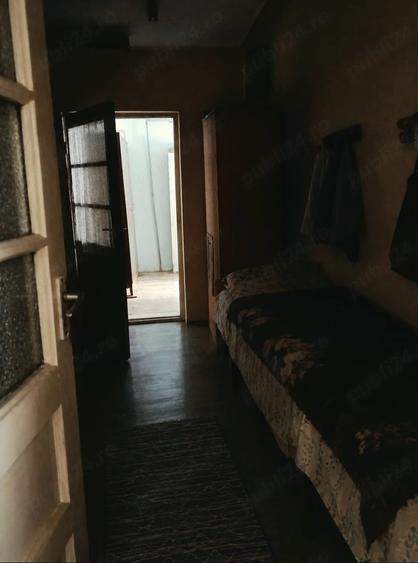 Casă cu 4 camere cu Teren 300 Mp în Central