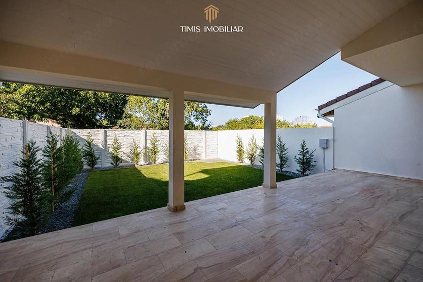 Casă cu 6 camere cu Teren 250 Mp în Mehala