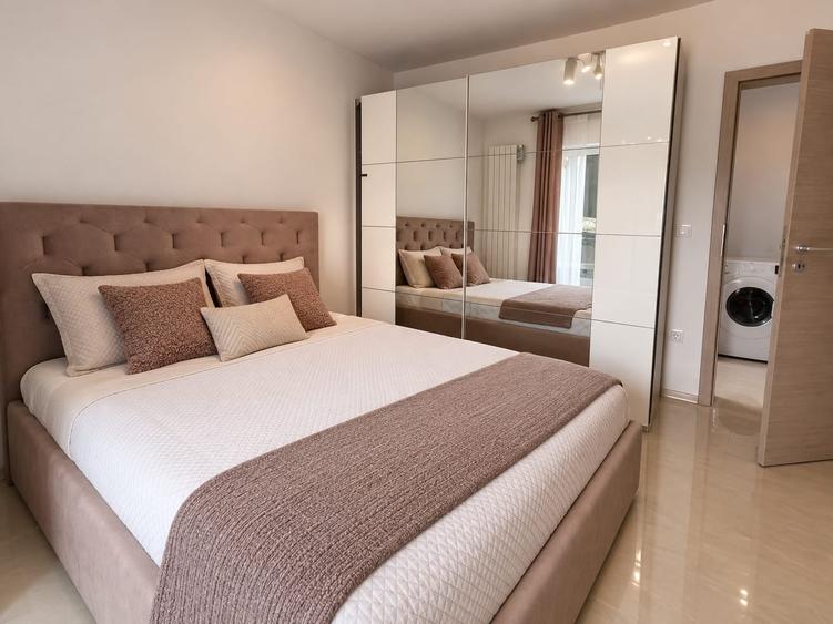 Apartament cu 2 camere decomandat în Soarelui