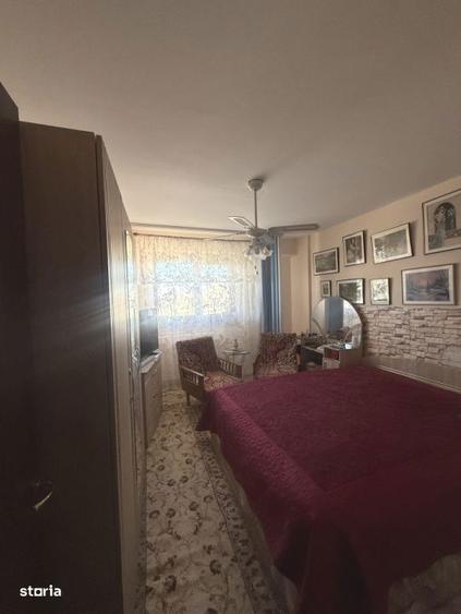Apartament cu 2 camere decomandat în Far