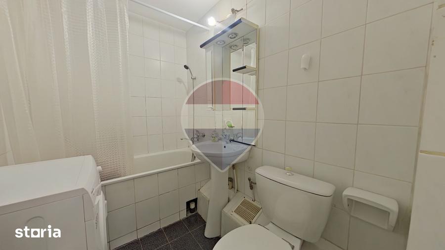 Apartament cu 3 camere decomandat în Zorilor — fotografia 3