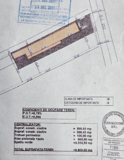 Spațiu comercial, de 598 mp, în Lespezi