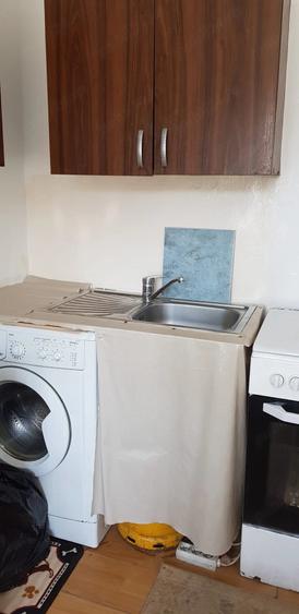 Garsonieră decomandată în Girocului