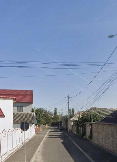 Casă cu 2 camere cu Teren 106 Mp în Central