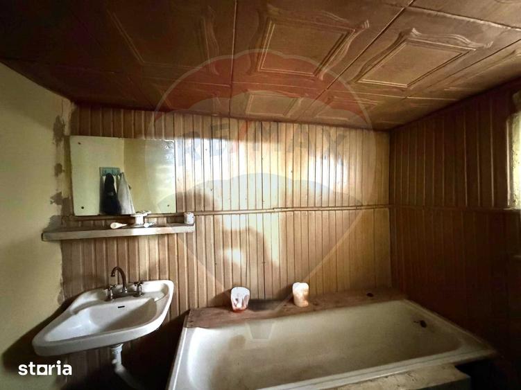 Casă cu 3 camere cu Teren 913 Mp în Gârleni