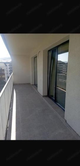 Apartament cu 2 camere semidecomandat în Florești