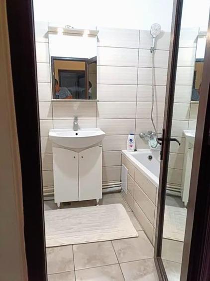 Garsonieră decomandată, mobilată în Ultracentral