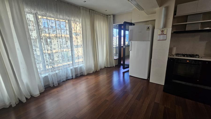 Apartament cu 3 camere decomandat în Calea Plevnei