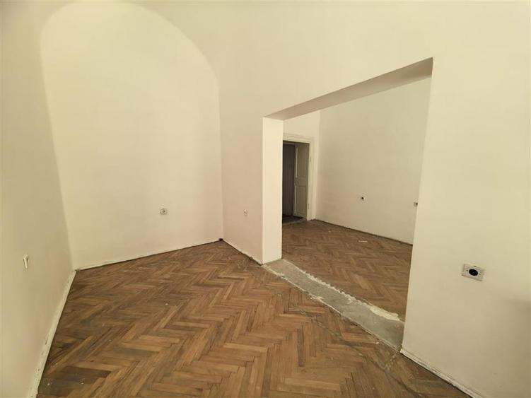 Spațiu comercial, de 29 mp, în Ultracentral