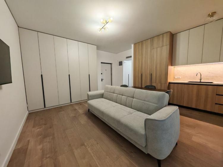Apartament cu 2 camere semidecomandat în Grozăvești