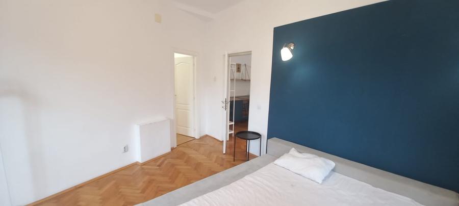 Apartament cu 4 camere decomandat în Rosetti