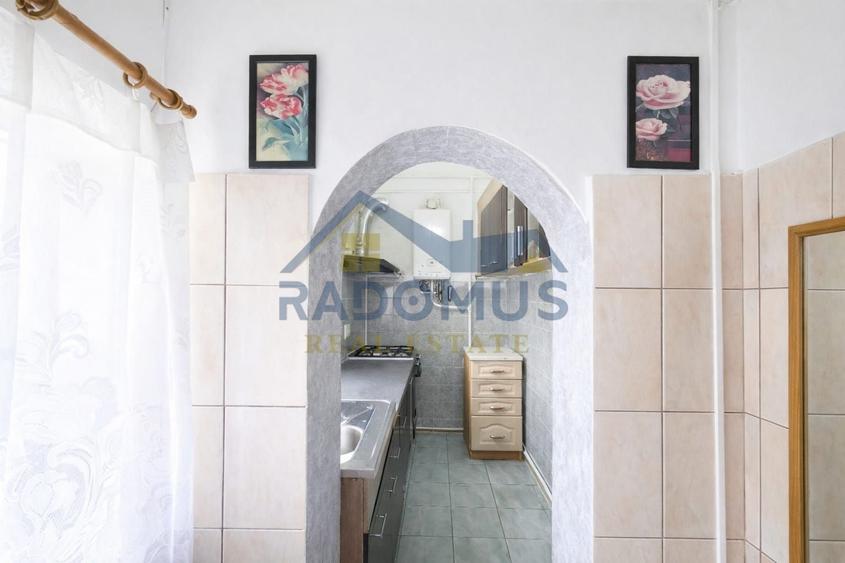 Casă cu 3 camere cu Canalizare în Nord-Est