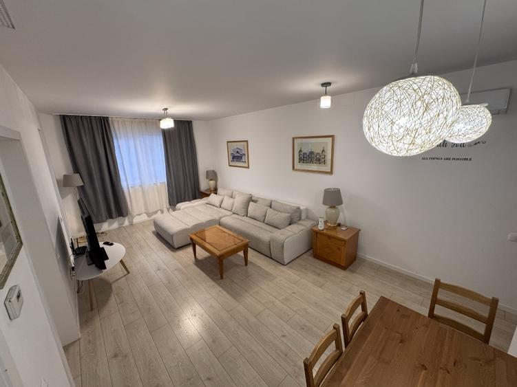 Apartament cu 2 camere semidecomandat în Central