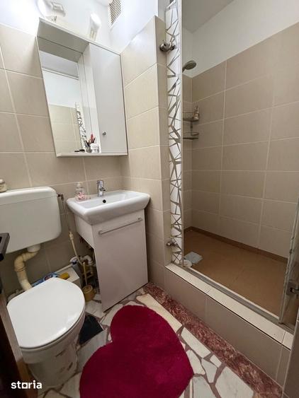 Apartament cu 4 camere decomandat, mobilat în Tomis I