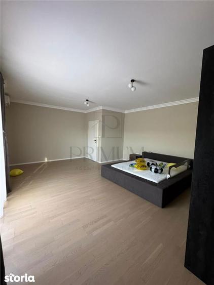 Apartament cu 4 camere decomandat, mobilat în Giroc