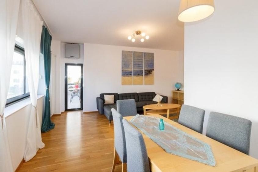 Apartament cu 3 camere decomandat, mobilat în Nord