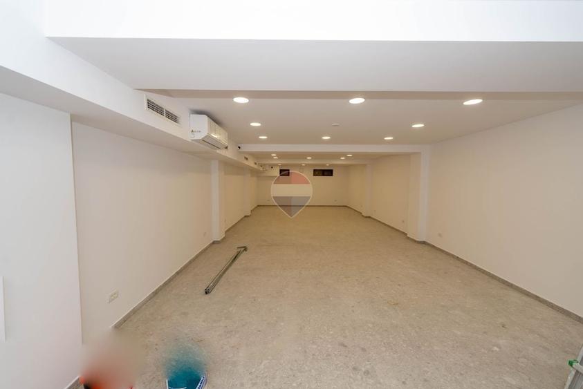 Spațiu comercial, de 84 mp, în Sălăjan