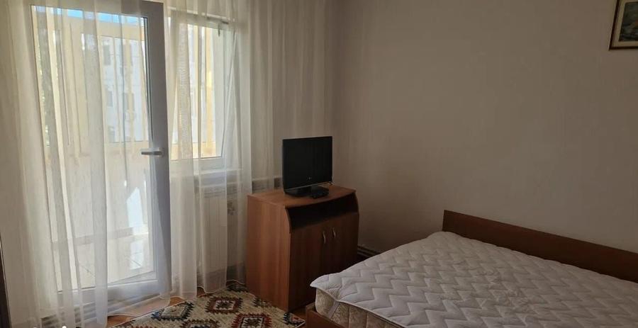 Apartament cu 2 camere decomandat, mobilat în Mazepa 1