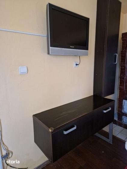 Casă cu 2 camere cu Teren 50 Mp în Gării