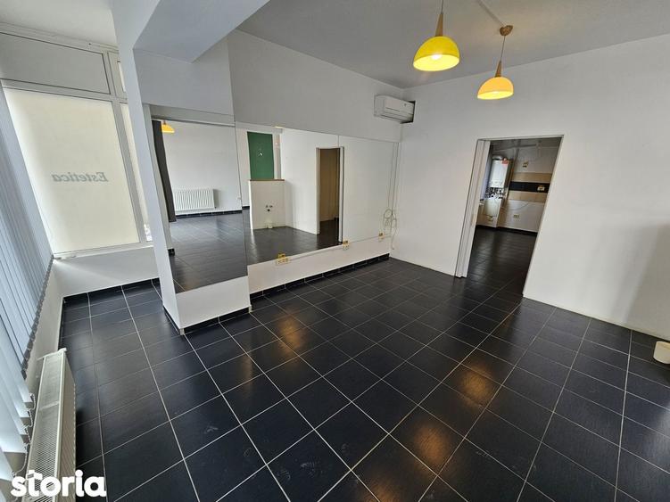 Spațiu comercial, de 64 mp, în Chiajna