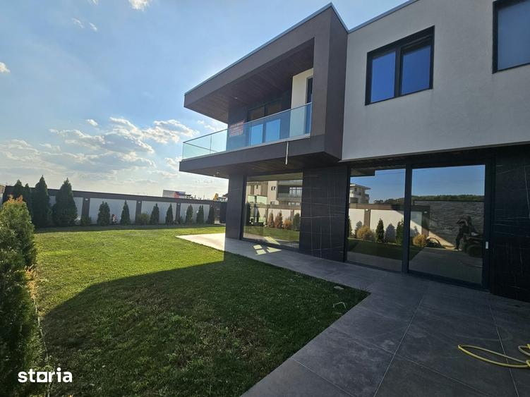 Casă cu 5 camere cu Teren 350 Mp în Central