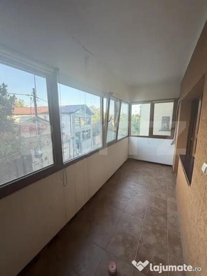 Apartament cu 2 camere semidecomandat în Ultimul leu
