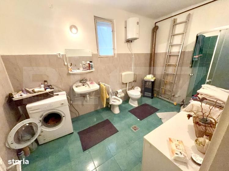 Casă cu 4 camere în Uioara de Jos