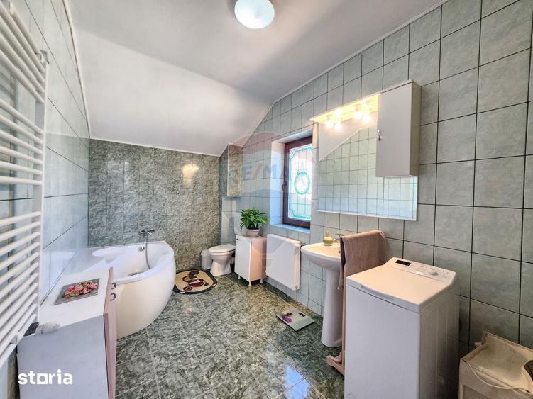 Casă cu 4 camere cu Teren 360 Mp în Străulești