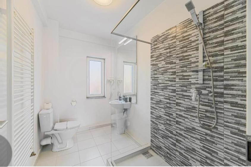 Apartament cu 2 camere decomandat în Centrul Istoric