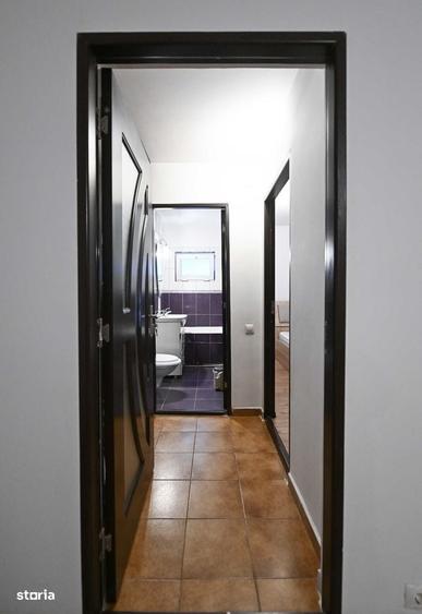 Apartament cu 2 camere semidecomandat în Rovine