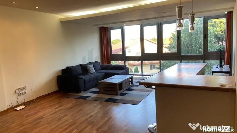 Apartament cu 3 camere decomandat în Floreasca