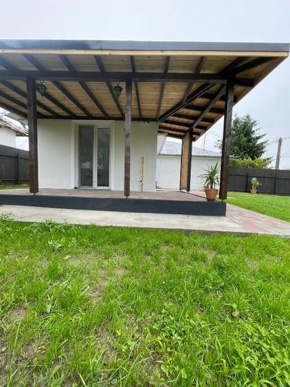 Duplex cu 2 camere cu Teren 400 Mp în Păun