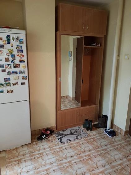 Apartament cu 2 camere semidecomandat în Cazino