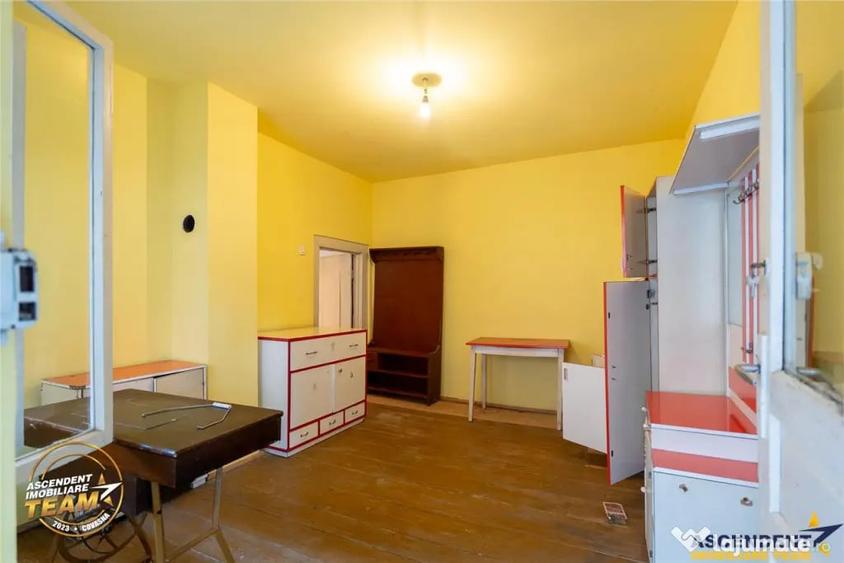 Casă cu 4 camere cu Teren 412 Mp în Brețcu