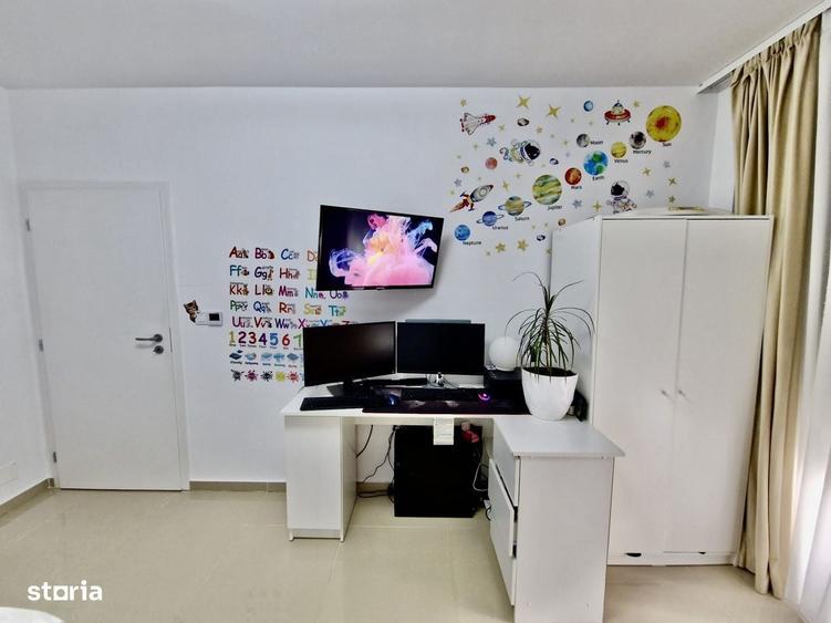 Casă cu 3 camere în Girocului
