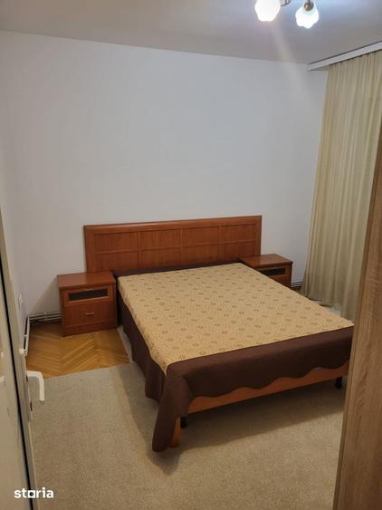 Apartament cu 2 camere în Podu Roș