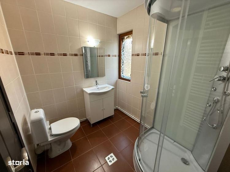 Casă cu 4 camere cu Teren 261 Mp în Rovine
