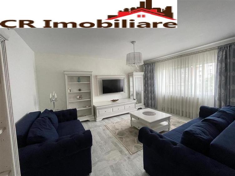 Apartament cu 3 camere decomandat, mobilat în Vitan