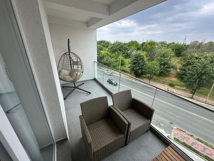 Apartament cu 2 camere decomandat în Vitan