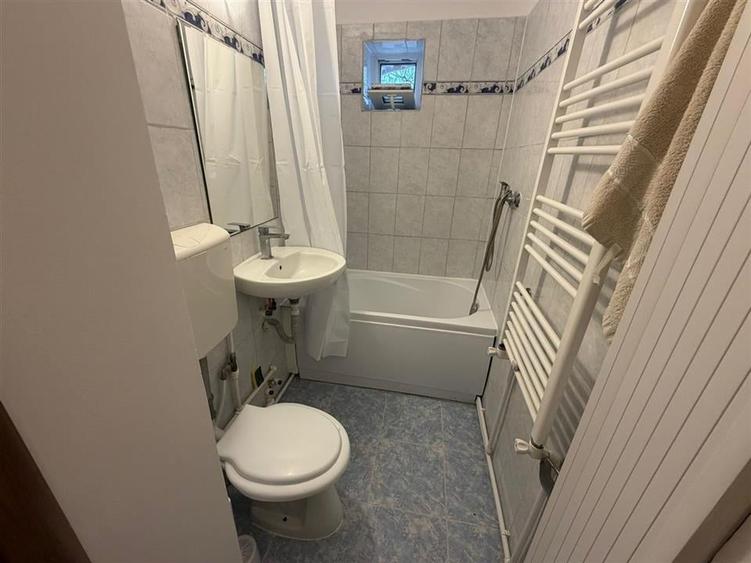 Apartament 2 camere, parter, 46mp , zona Sud - Scoala 1 - - 13