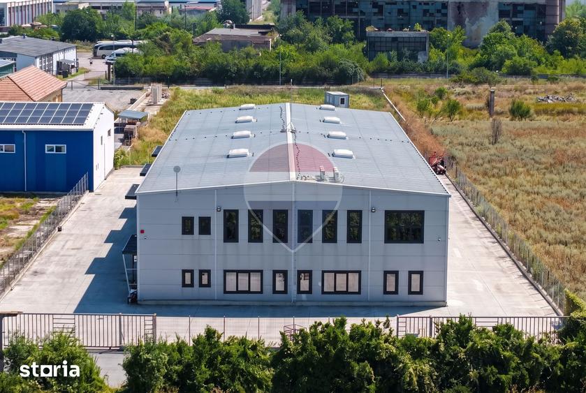 Spațiu comercial, de 1,180.59 mp, în Central