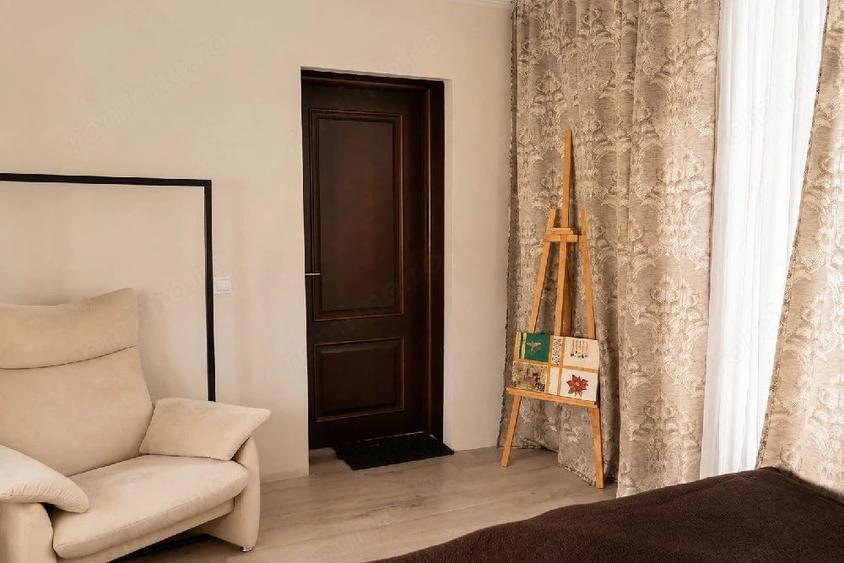 Casă cu 6 camere cu Teren 1700 Mp în Sereca