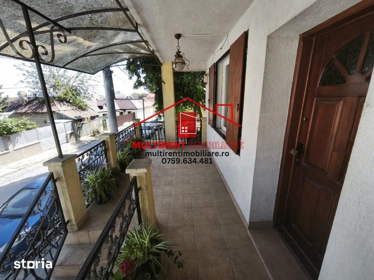 Casă cu Teren 280 Mp în Babadag