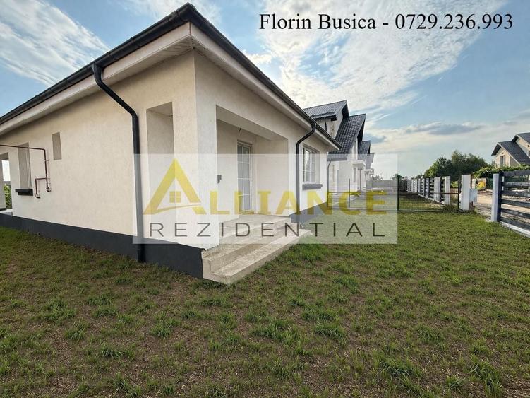 Casă individuală cu 3 camere cu Canalizare în Berceni