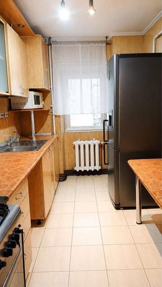 Apartament cu 3 camere decomandat în Dacia