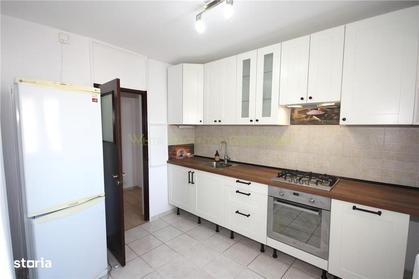 Apartament cu 3 camere în Vitan