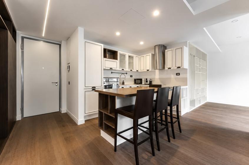 Apartament cu 2 camere semidecomandat, mobilat în Herăstrău